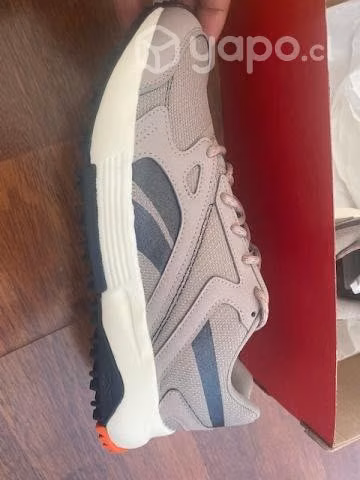 Zapatilla reebok hombre n° 40 nuevas en caja