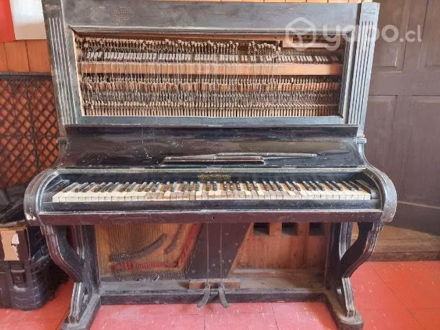 Piano vertical aleman para restauracion