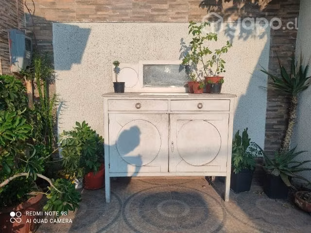 Mueble vintage para reparar