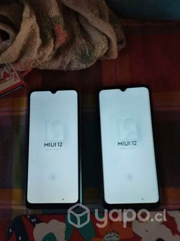 Dos celulares