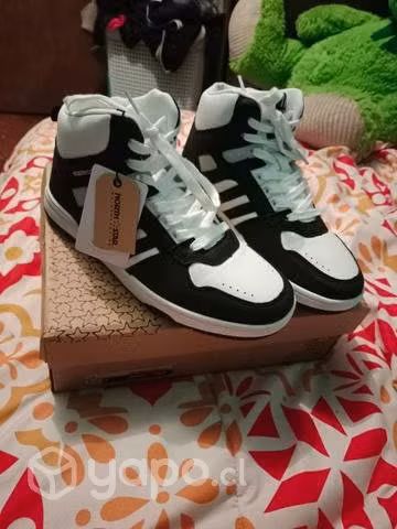Zapatillas nuevas north star
