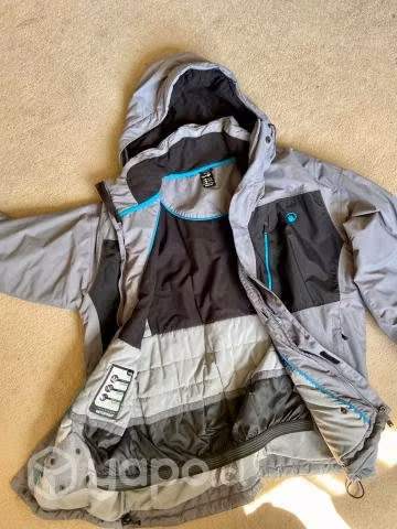 Parka Lippi Hombre - Poco uso