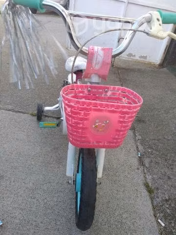 Bicicleta aro 12 de niña - Imagen 2