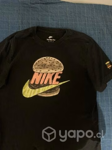 Polera Nike negra - Imagen 2