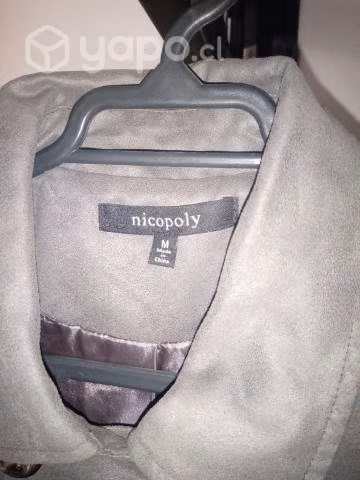 Chaqueta larga gris marca nicopoly