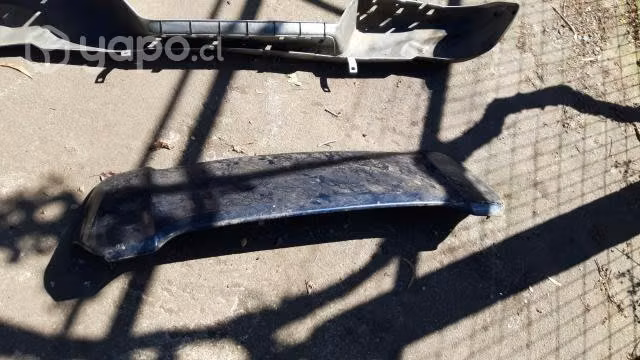 Spoiler o alerón Mitsubishi montero 2020