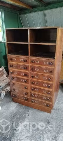 Mueble cajonera de roble