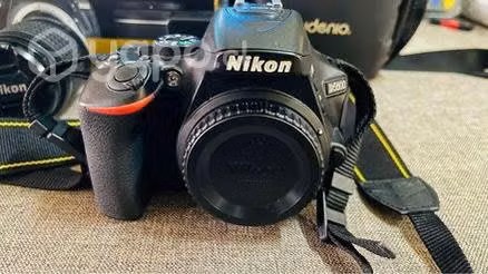 Nikon 5600