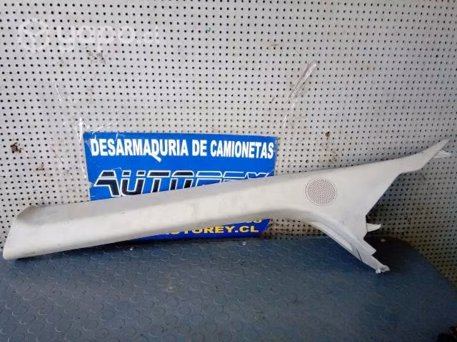 Tapiz cubre pilar delantero superior izquierdo For