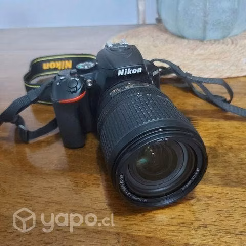 Cámara Nikon D mm VR Kit