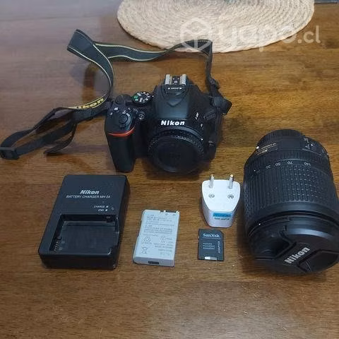 Cámara Nikon D mm VR Kit