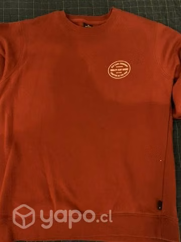 Poleron rojo ripcurl talla M