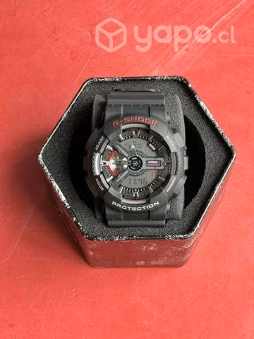 Reloj casio g-shock negro-rojo, nuevo / sin uso.