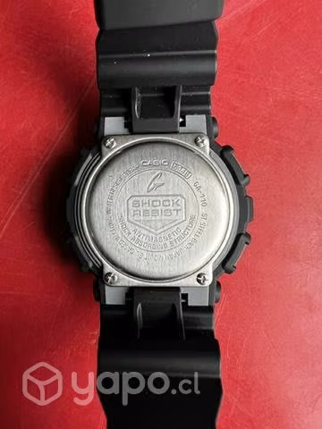 Reloj casio g-shock negro-rojo, nuevo / sin uso.