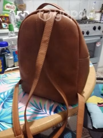 Bolso Mochila Marca Lounge Poco Uso - Imagen 2