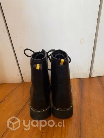 Bototos mujer caña alta negros
