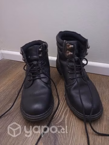 Zapato escolar Mujer (botín) Maui and Sons, nro 38