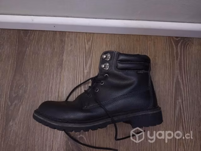 Zapato escolar Mujer (botín) Maui and Sons, nro 38