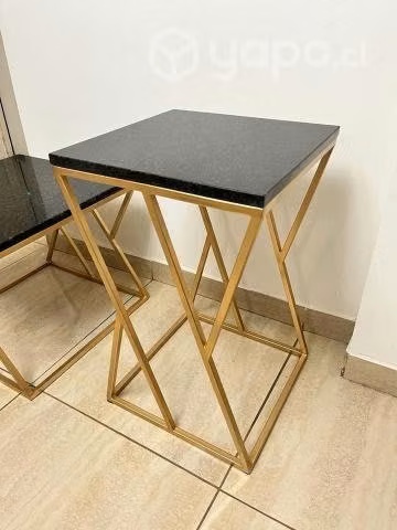 Mesa de centro y lateral cubierta granito