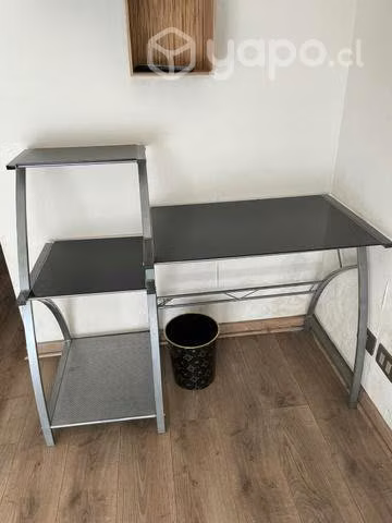 Escritorio con silla