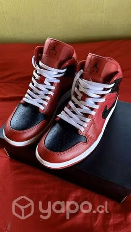 Jordan 1 Mid 44.5 - 10.5US - 28.5cm