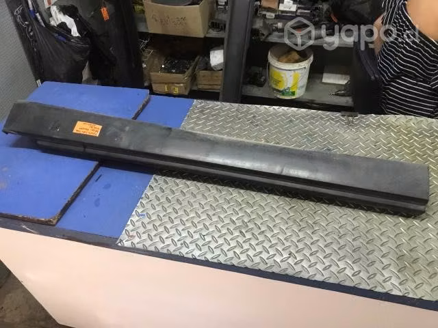 Moldura cubre zocalo exterior del der Ssangyong