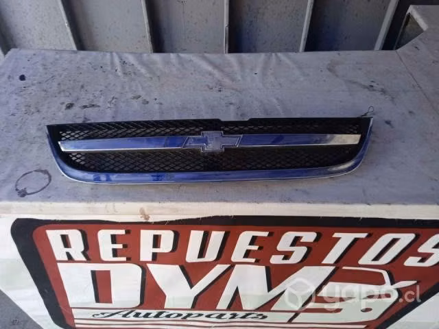 Mascara Delantero Chevrolet optra negro 200