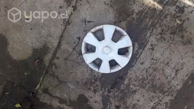 Tapa rueda suzuki swift original 2010