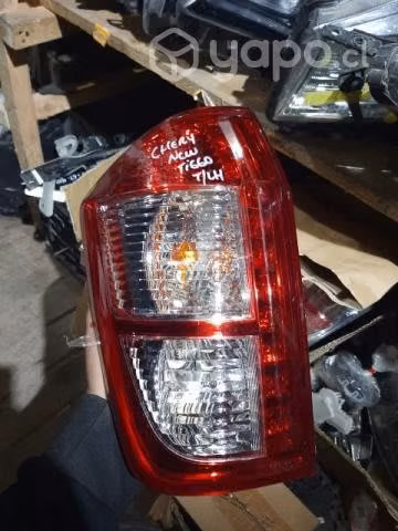 Chery new tiggo 2015 foco trasero izquierdo