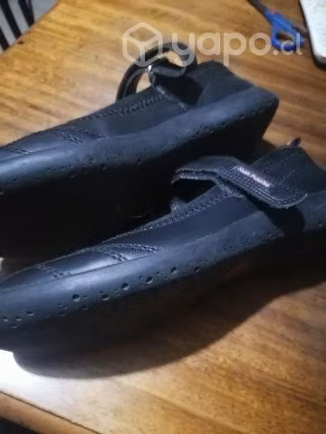 Zapatos escolar 38 nuevos HushPuppies