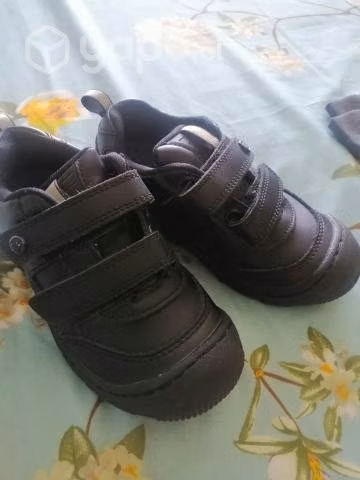 Zapatos de colegio 28