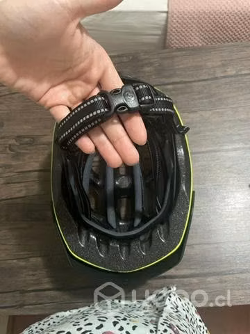 Casco para deportes marca bontrager