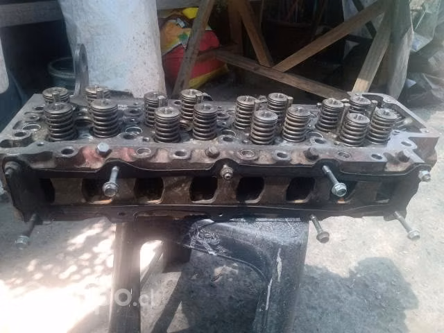 Culata Camión Hino FB 99