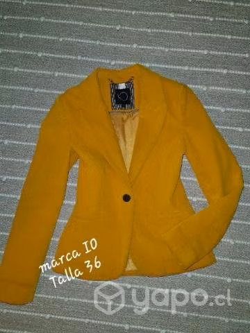 Blazer IO color mostaza
