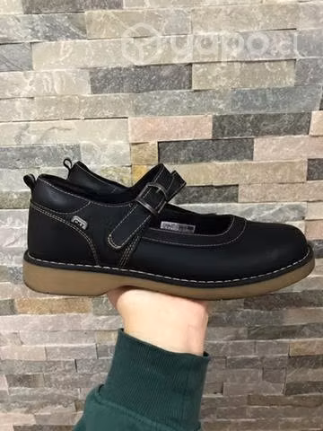 Zapatos de colegio