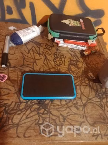 New Nintendo 2ds xl liberada+estuche sin cargador