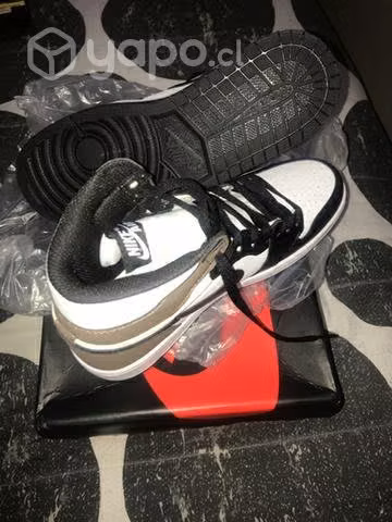 Nike jordan mocha US 8,5