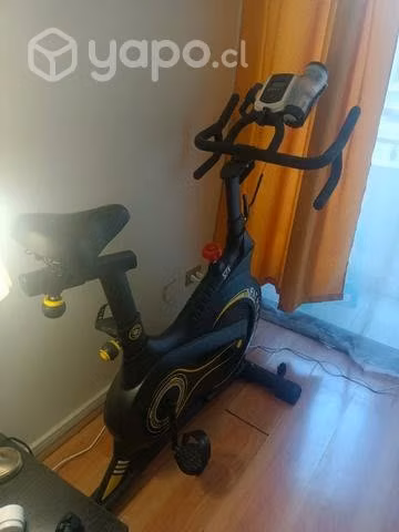 Bicicleta estática para ejercicio. STK - Imagen 2
