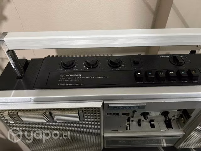 Bombox Pioneer sk 303 f