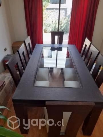 Comedor con 8 sillas
