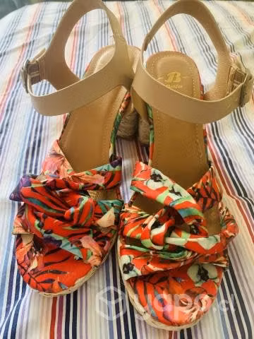Sandalias bata