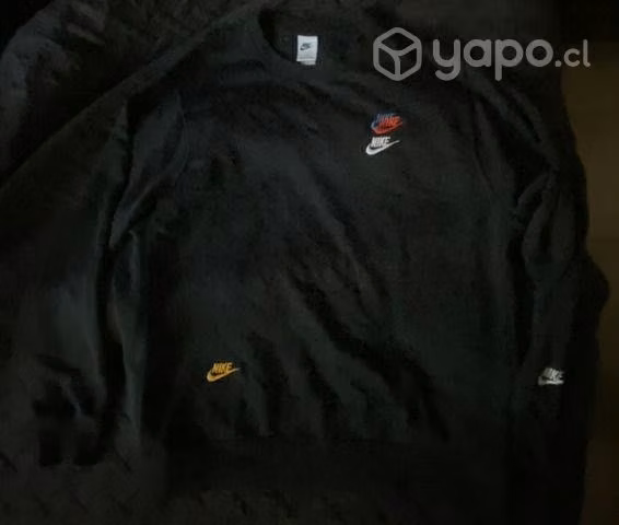 Poleron Nike Essential +, Negro XL