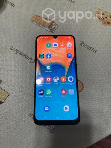 celular Samsung A30 color negro - Imagen 3
