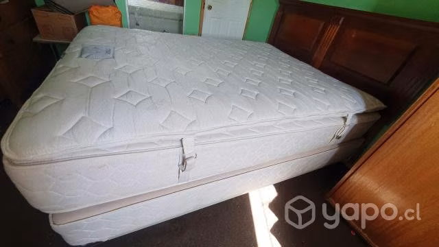 Cama de dos plazas