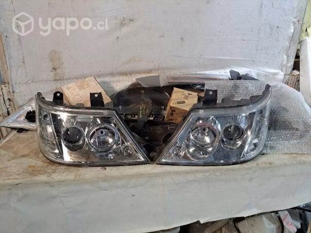 Chery q22 2022 optico derecho y izquierdo