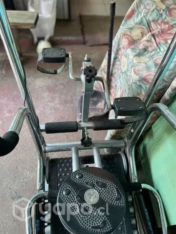 Máquina de ejercicios multifuncional