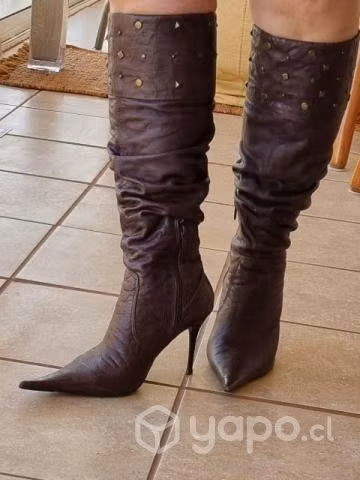 Botas hermosas taco aguja