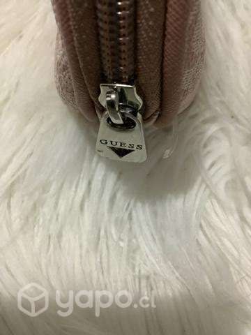 Cosmetiquero marca guess - Imagen 4