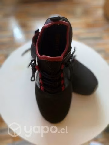 Zapatillas Negras