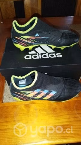 Chuteadores Adidas copa negro semi profesional